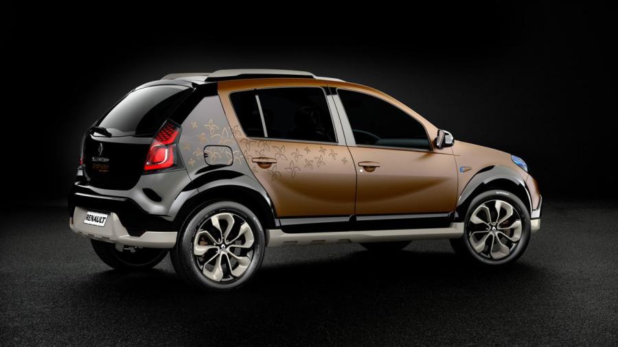  Renault Sandero Stepway Concept 2010 года  (фото 2 из 12)